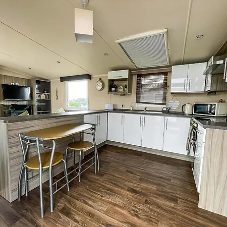 Modern 6 Berth Caravan At St Osyth Beach In Essex Ref 28002Sv Clacton-on-Sea Exterior foto
